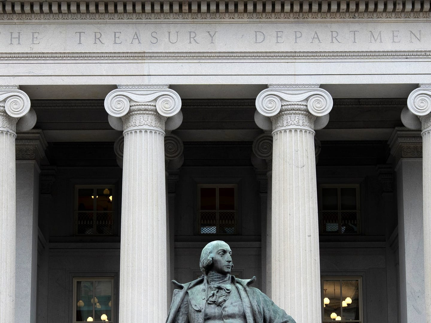US sanctions Mexican banks, alleging connections to cartel money laundering