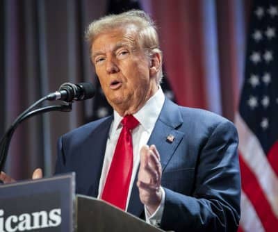 Trump transition team signs agreement with White House